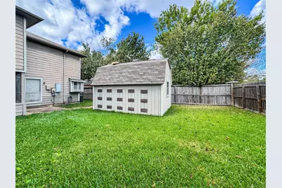 220 Almond Drive, Lake Jackson, TX 77566 - Photo 39