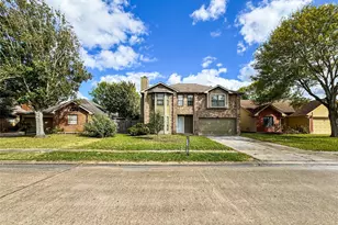 220 Almond Dr, Lake Jackson, TX 77566 - Photo 33