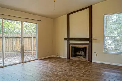 11 Canyon Oak Place, The Woodlands, TX 77380 - Photo 9