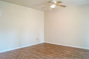 11 Canyon Oak Pl, The Woodlands, TX 77380 - Photo 19