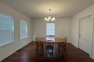 1803 Ave P, Huntsville, TX 77340 - Photo 3
