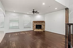 21107 Knight Quest Dr, Tomball, TX 77375 - Photo 9
