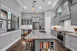 1219 W 25th St, Houston, TX 77008 - Photo 21
