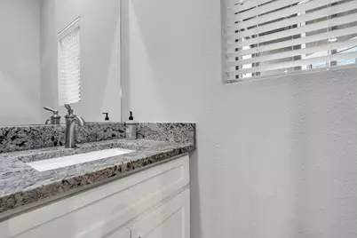 1219 W 25th Street #B, Houston, TX 77008 - Photo 15