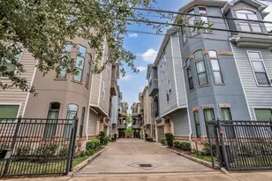 1219 W 25th St, Houston, TX 77008 - Photo 3