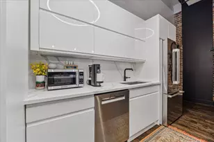 915 Franklin St, Houston, TX 77002 - Photo 9