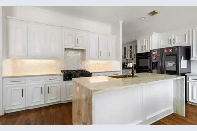 2133 Bering Drive, Houston, TX 77057 - Photo 7