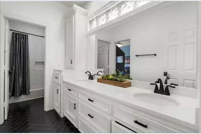 2133 Bering Drive, Houston, TX 77057 - Photo 19