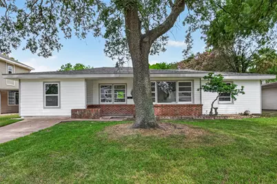 522 23rd Avenue N, Texas City, TX 77590 - Photo 1