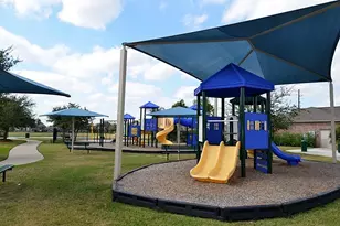 9001 Sundown Dr, Pearland, TX 77584 - Photo 35