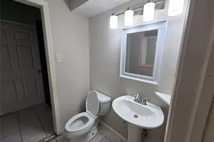 7318 Ironwood Ln, Baytown, TX 77521 - Photo 9