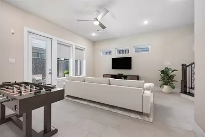2624 Fountain Key Boulevard, Houston, TX 77008 - Photo 11