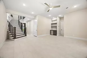 2624 Fountain Key Blvd, Houston, TX 77008 - Photo 13
