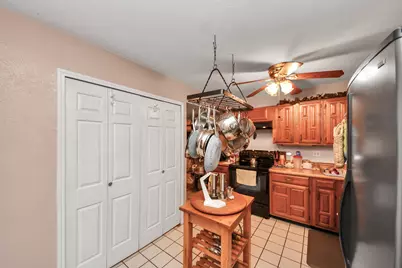 25 Regency Lane, Houston, TX 77088 - Photo 9