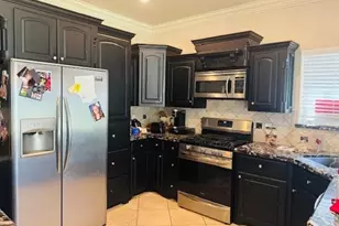 1033 Kelsey Ln, Bridge City, TX 77611 - Photo 3