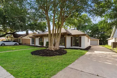 6011 Green Falls Drive, Houston, TX 77088 - Photo 3