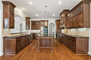 3435 Linkwood Dr, Houston, TX 77025 - Photo 9