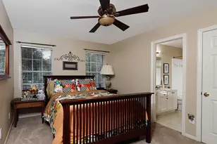 2 Taupewood Pl, The Woodlands, TX 77384 - Photo 21