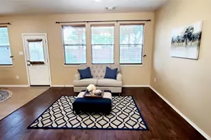5606 Claybeck Ln, Katy, TX 77494 - Photo 3