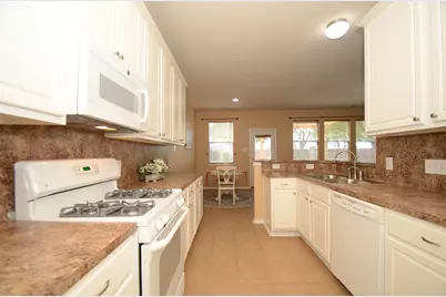 5606 Claybeck Lane, Katy, TX 77494 - Photo 9