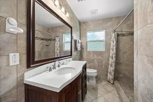 3014 Castlewood St, Houston, TX 77025 - Photo 15