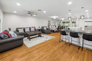 3014 Castlewood St, Houston, TX 77025 - Photo 7