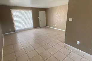 6305 Westward St, Houston, TX 77081 - Photo 7