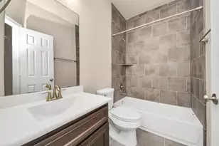 10606 Shadow Elm Ct, Houston, TX 77043 - Photo 31