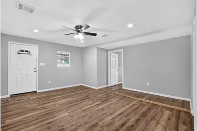 1211 Trimm Avenue, Pasadena, TX 77502 - Photo 5