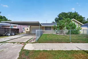 1211 Trimm Ave, Pasadena, TX 77502 - Photo 1