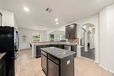 2503 Cambria Court, League City, TX 77573 - Photo 11