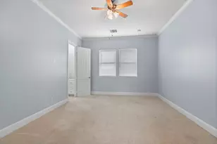 4626 Braeburn Dr, Bellaire, TX 77401 - Photo 35