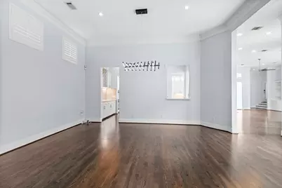 4626 Braeburn Drive, Bellaire, TX 77401 - Photo 11