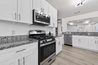 9111 Grand Villa Lane, Richmond, TX 77407 - Photo 13