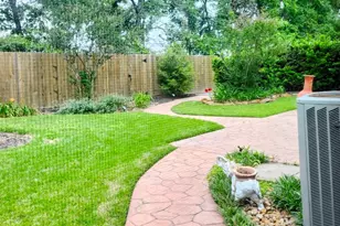 2827 Creek Manor Dr, Houston, TX 77339 - Photo 37