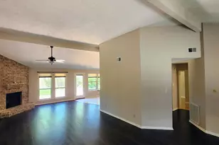 2827 Creek Manor Dr, Houston, TX 77339 - Photo 11