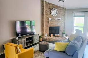 2827 Creek Manor Dr, Houston, TX 77339 - Photo 9