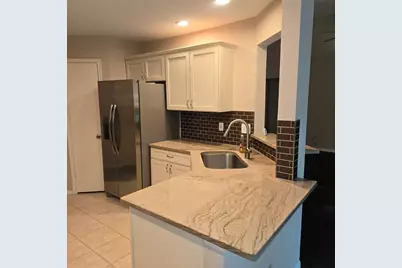 2827 Creek Manor Drive, Houston, TX 77339 - Photo 3