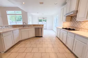 25719 Shady Spruce Ln, Katy, TX 77494 - Photo 9