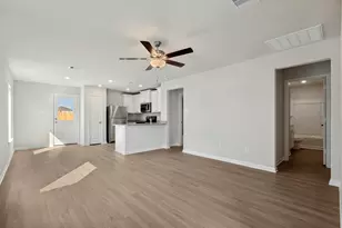 396 Tejas Trl, Waller, TX 77484 - Photo 5