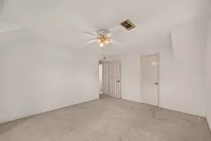 4305 Goldfinch St, Houston, TX 77035 - Photo 21