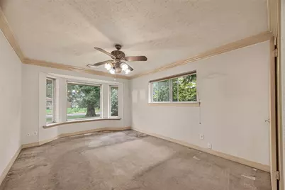 4305 Goldfinch Street, Houston, TX 77035 - Photo 17