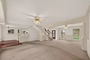 4305 Goldfinch St, Houston, TX 77035 - Photo 7