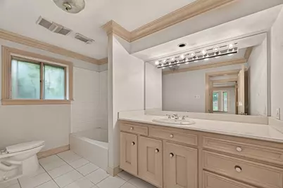 4305 Goldfinch Street, Houston, TX 77035 - Photo 15