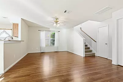 8718 Black Cliff Ln Lane, Houston, TX 77075 - Photo 13