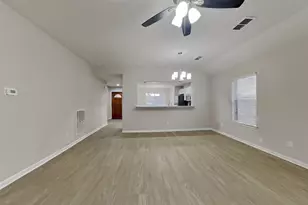 19110 Hayden Wood Dr, Tomball, TX 77375 - Photo 5
