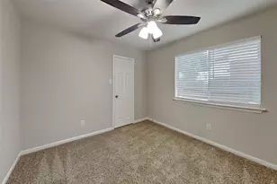 19110 Hayden Wood Dr, Tomball, TX 77375 - Photo 13