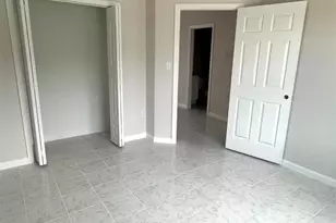 4305 Phlox St, Houston, TX 77051 - Photo 7