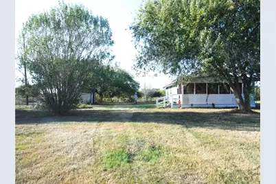 1142 Chestnut Lane, Wallis, TX 77485 - Photo 1