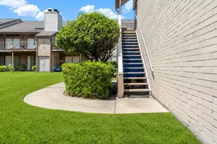 8259 Sands Point Dr, Houston, TX 77036 - Photo 17